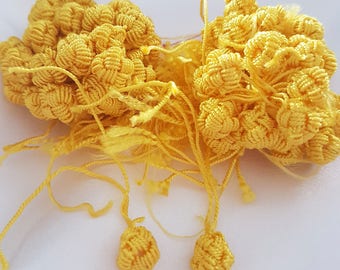 Yellow Moroccan Aakads buttons braided in vegetable silk in packs of 2 buttons