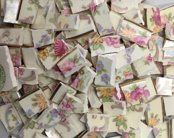 SOFT FLORAL vintage china mosaic tile- ceramic broken plate-165 pcs-shabby chic-pique assiette id*362