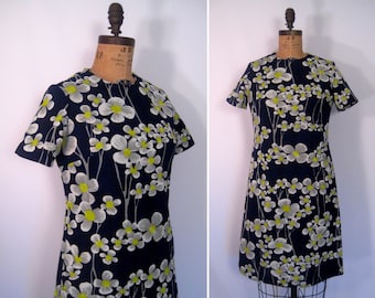 1960s daisy print shift dress • 60s mod ink blue flower print dress • vintage Pretty Penny day dress