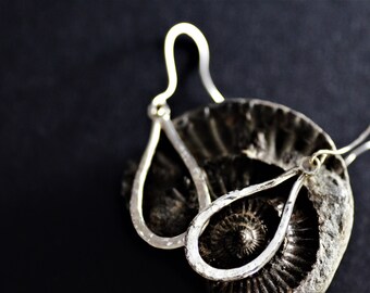 Teardrop Dangle Earrings | drop earring | hammered | icicle | contemporary | minimal | simple sleek elegant | boho | polished | artisan