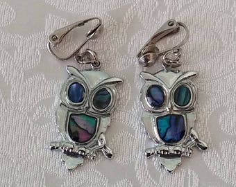 Vintage Owl Dangle Clip-On Earrings, Owl Earrings, Owl Dangle Earrings, Owl Clip-On Earrings, Costume Jewelry, Vintage Costume Jewelry