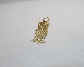 14K Yellow Gold Owl Charm W #445
