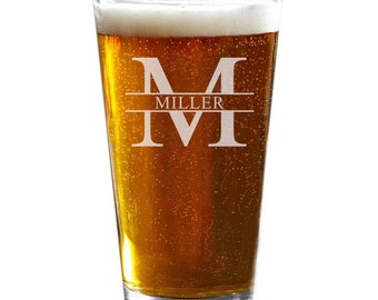Custom Pint Glass, Personalized Beer Glass, Groomsmen Gift, Engraved Pint Glass, Beer Glasses, Personalized Pint Glass, Beer Gift