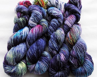 Merino SINGLE yarn, 100% Merinowool 100g 3.5 oz.Nr. 135