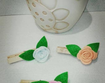Set of 10 wooden clothespins placeholder with pink felt