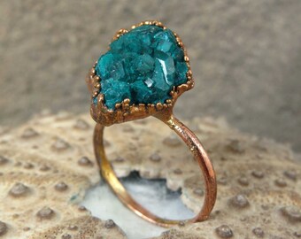Rough dioptase ring | Dioptase crystal ring | Rough dioptase crystal copper ring | Dioptase electroformed ring