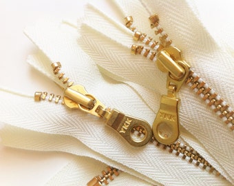 YKK Metal Teeth Zippers- Off White Ivory Brass with Donut Pull- 5 Pcs Color 502- Available in 5,6,7,8,9,10,12,14,16, 18, 20,22 or 30 Inch