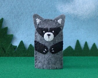 Raccoon Finger Puppet - Felt Woodland Animal Puppet - Felt Finger Puppet Raccoon - Toy Raccoon Puppet