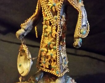 Arabian street seller ASH TRAY in cast iron height =18cm