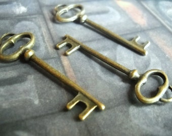 Bronze Key Pendants-40mm-Skeleton Keys-50pcs-Bulk Skeleton Keys PREORDER