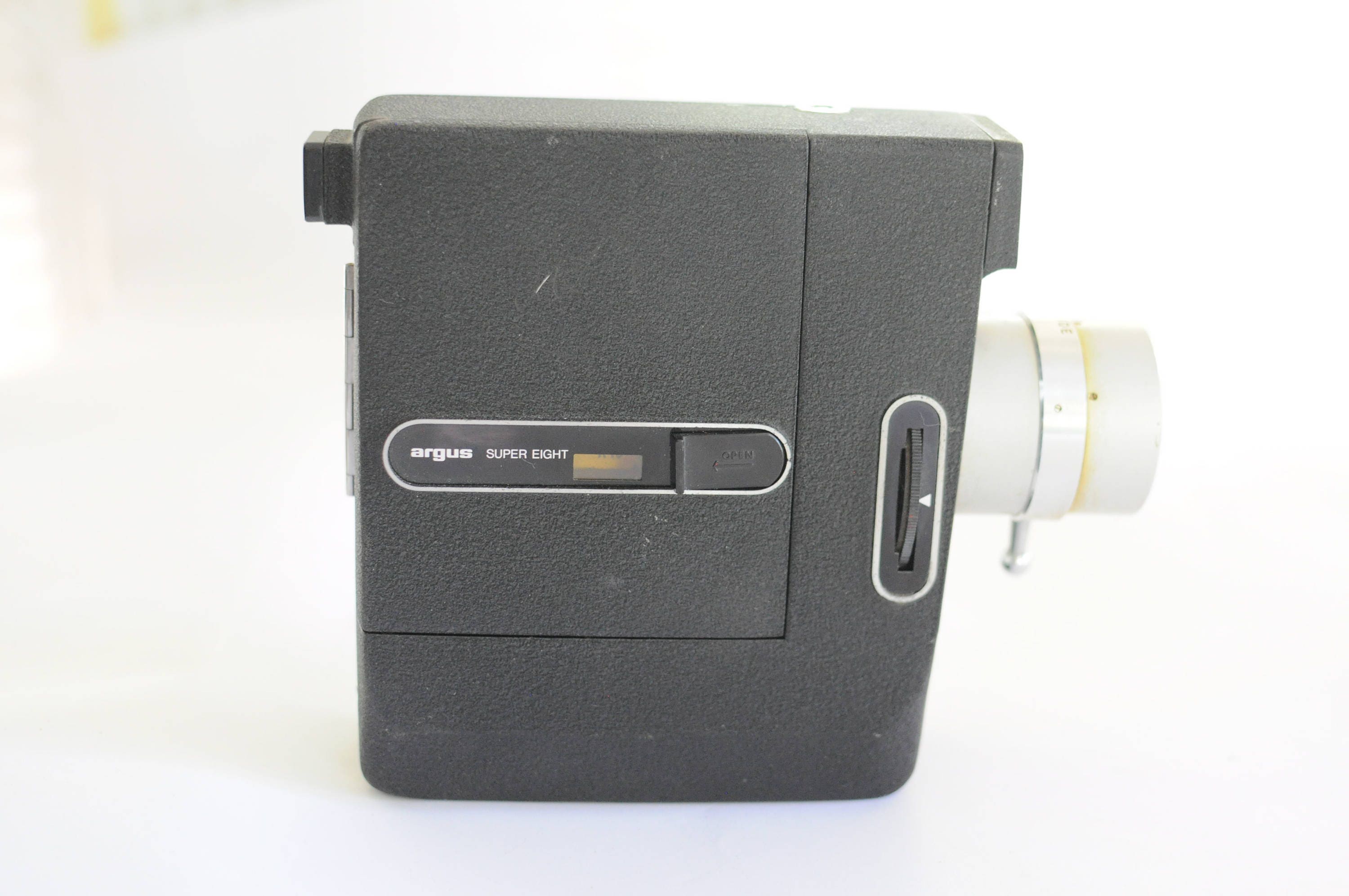 60s Argus Video Camera Super Eight Model 802 8mm Multi Zoom Movie Film