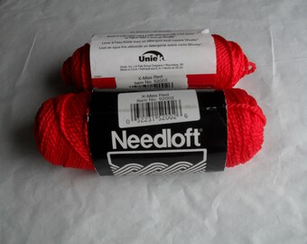 Needloft Plastic Canvas Yarn in Christmas Red 2