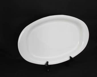 Centura Coupe White Platter from Corning