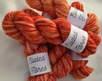 merino wool nylon hand dyed sock yarn 100g / 425m / Eluded Fibres / FLAME