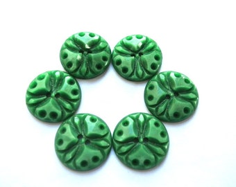 6 Vintage flowers buttons plastic 18mm, green, RARE