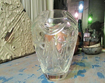 large Royal Doulton crystal vase, 5 - 1/2 lbs