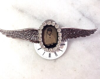 Airship Commander's Pin - Tintype Photo & Steampunk Style : Wings and Gears