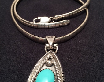 Estate Jewelry-Turquoise pendant with 925 omega chain