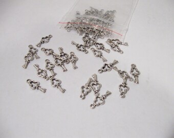 Skeleton Key charms - 20
