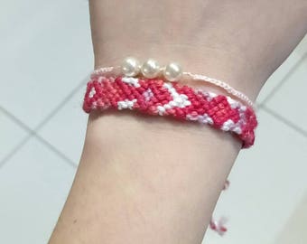 Pastel pink handmade bracelet with faux pearls