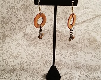 Brown circle dangles earrings