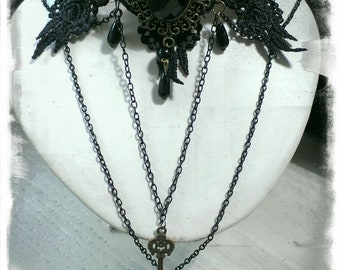 Victorian style choker