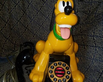 Vintage Disney Pluto phone animated