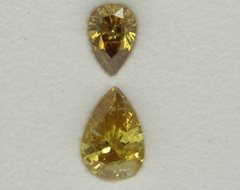 0.76ct Golden tear-drop Pendant