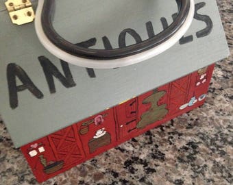 Wooden Box Barn Purse - Antique Auction