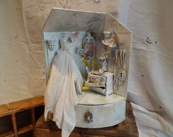 Assemblage miniature house Once Upon A Winters Time