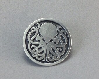 Elegant Aged Pewter Cthulhu pin