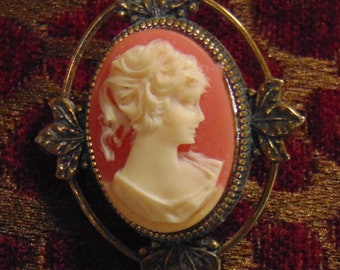 Vintage Victorian Revival Cameo Brooch.
