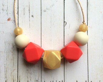 Breastfeeding Necklace, Silicone Teething Necklace, Babywearing Necklace, Chewelry, Baby Shower Gift, New Mum Gift, Coral & Gold Necklace