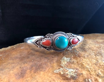Tibetan silver cuff bangle with turquise and coral - 925 silver
