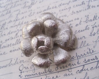 Large & Chunky Vintage Silver Coloured French Flower Brooch. Fashion,Glamour,1970's