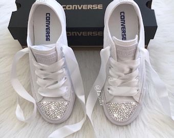 Converse All Star Chuck Taylor - Adult Sizes - White Monochrome with SWAROVSKI® Xirius Rose-Cut Crystals AB.