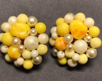 Vintage 50’s clip-on earrings