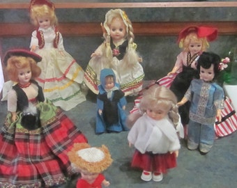 1965 Pee Wee Doll Plus 7 Around The World Dolls 1960 Era