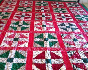 Christmas lap quilt