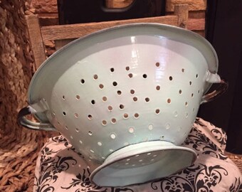 Vintage Colander, Green Colander, Kitchen Colander, Antique Colander, Repurposed Colander, SHABBY CHIC, Rustic Colander, Farmhouse Decor