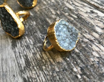 Druzy Ring Gold,Raw Gemstone Ring,Adjustable Gold Ring,Big Gemstone Ring,Gemstone Cocktail Ring,Gold Druzy Ring,Gray Druzy,Gold Edged Druzy