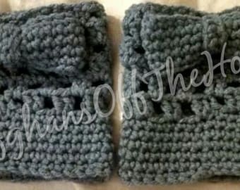 ON SALE!!! Bow boot cuffs, boot toppers, crochet boot cuffs, handmade boot cuffs, women's boot cuffs, plus size boot cuffs