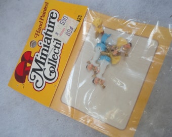 Vintage Unopened Miniature Collectible Angels, Angels, Miniature, Miniature Angels, Made in Hong Kong, Plastic Angels, Christmas Crafts