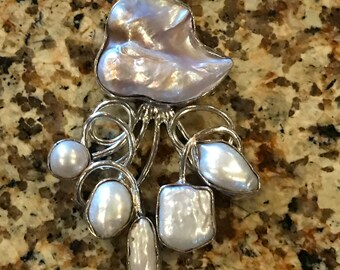 Beautiful Biwa Pearl Pendant Necklace