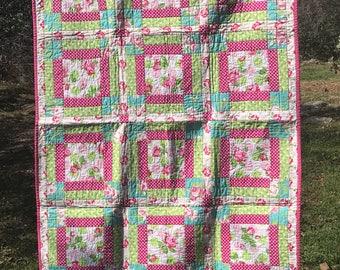 Rosy quilt, lap quilt, throw quilt, baby quilt, baby girl quilt, toddler quilt, cot quilt