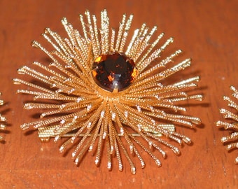 Incredible Sarah Coventry Sunburst Brooch and Earrings