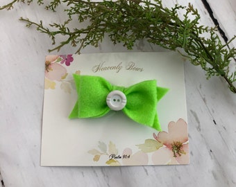 Green felt button bow