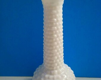 Beautiful Vintage Fenton Hobnail Milk Glass Vase, Fenton Hobnail, Vintage, Milk Glass, Vintage Vase, Retro.
