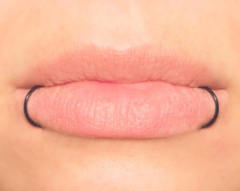 Fake Lip Ring, Snake Bites, Lip Cuffs, NO PIERCING REQUIRED - Black - 20 gauge, Faux Piercing, Body Jewellery, faux lip rings, Emo, Goth
