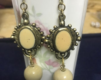 Mixed metal Earrings with Semi Precious Stone(002)